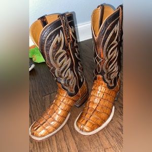 Lucchese caiman Boots